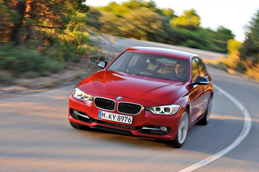  BMW 3-Series 2012 года  (фото 75 из 191)